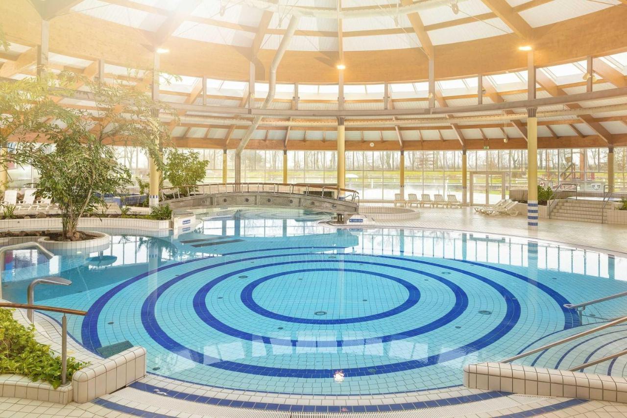 Mit Meerblick Und Terrasse, Gratis Nutzung Vom Ahoi Erlebnisbad Und Sauna In Sellin - Meeresblick Fewo 68 Goehren  Exteriör bild